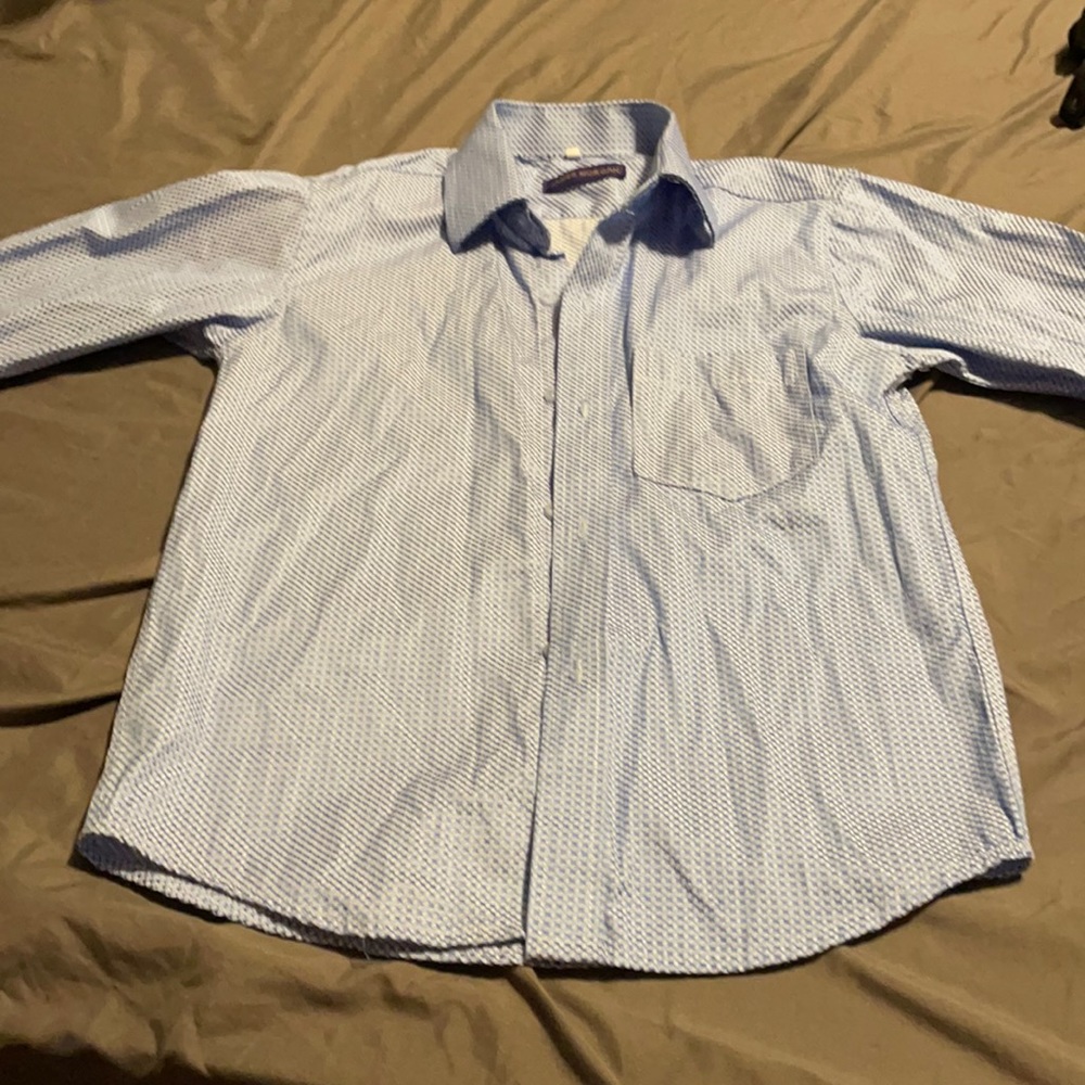 ❤️Boys button down dress shirt❤️